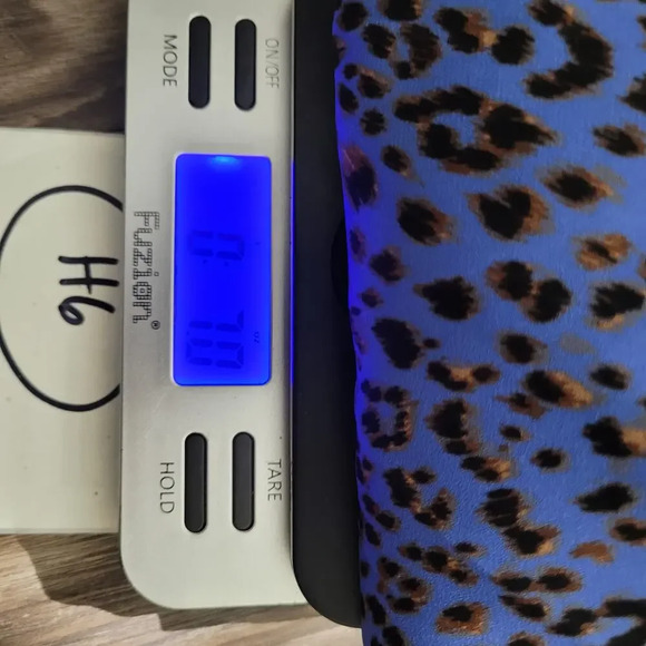 Adrienne Women's Tunic Blouse Top Size M Blue Black Loose Polyester Long Sleeves - Picture 8 of 8